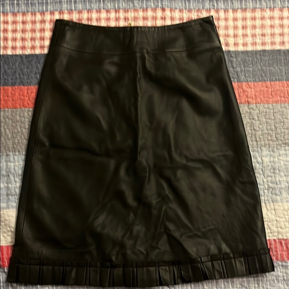 Chic Black Leather Skirt